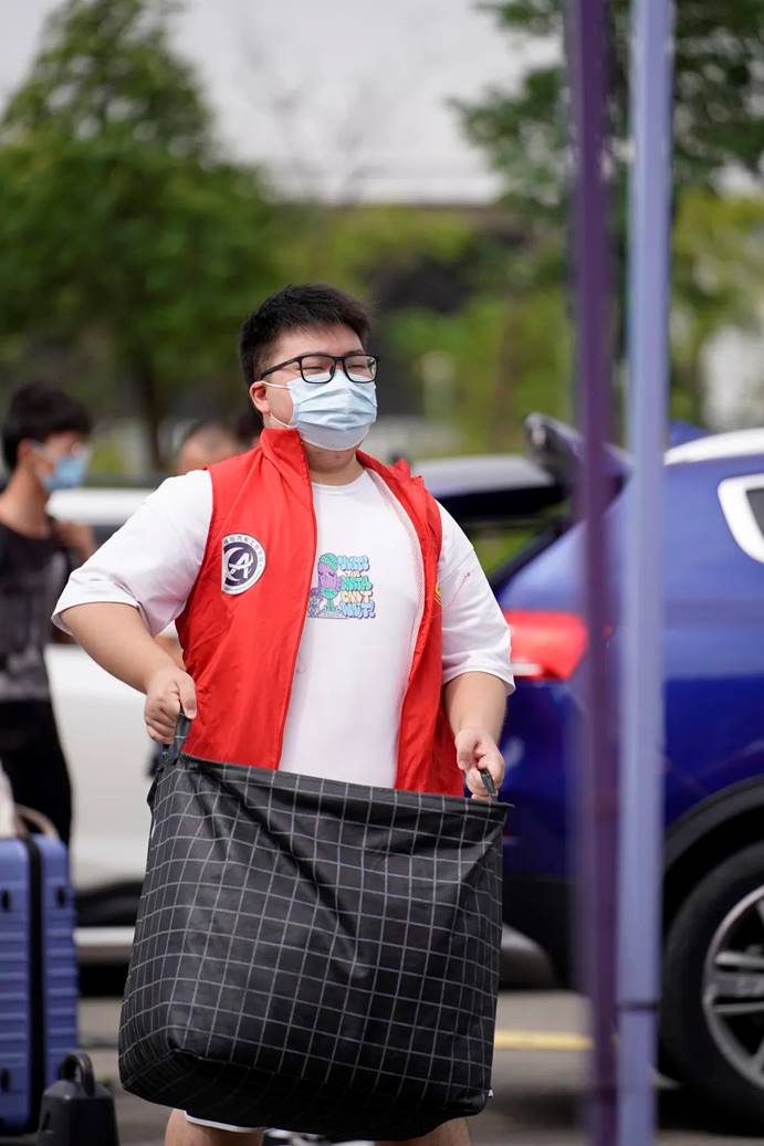 fc49983776b52f3f0dca4ad959018141